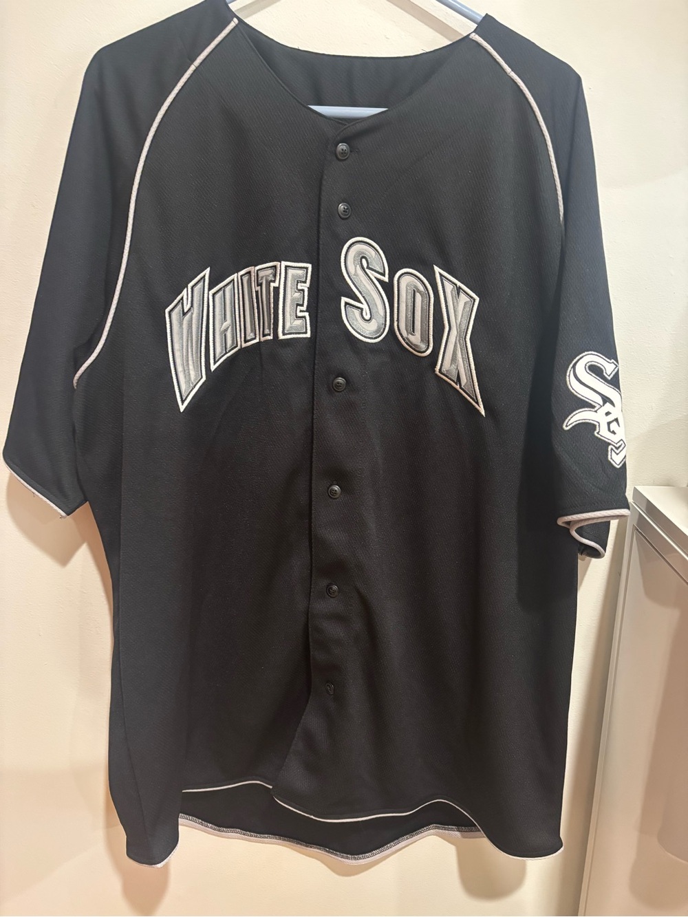 Men’s Black White Sox Baseball Jersey